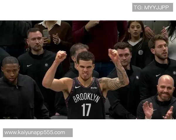 鲍威尔表现稳定全场13投6中贡献18分4篮板3助攻1抢断1盖帽